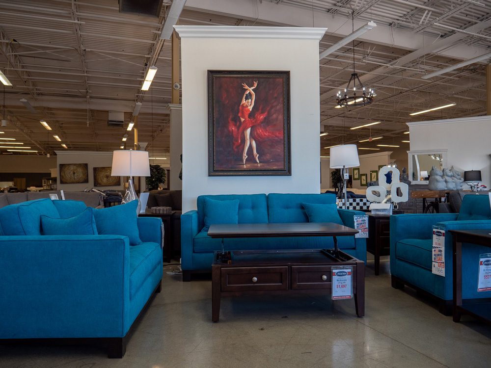 Try A Royal Suite In Palmdale To Choose From Hundreds Of Chairs, Sofas, And More!